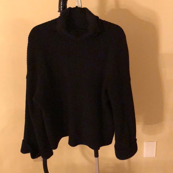Oak + Fort - Black Turtleneck Sweater - Picture 1 of 1